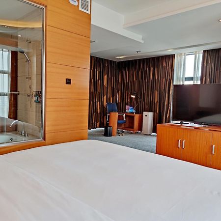 Holiday Inn Express Beijing Huacai By Ihg Esterno foto